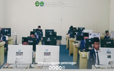 GLADI BERSIH ASESMEN NASIONAL BERBASIS KOMPUTER (ANBK) TAHUN 2024 DI SMP DARUL ULUM 1 UNGGULAN PETERONGAN